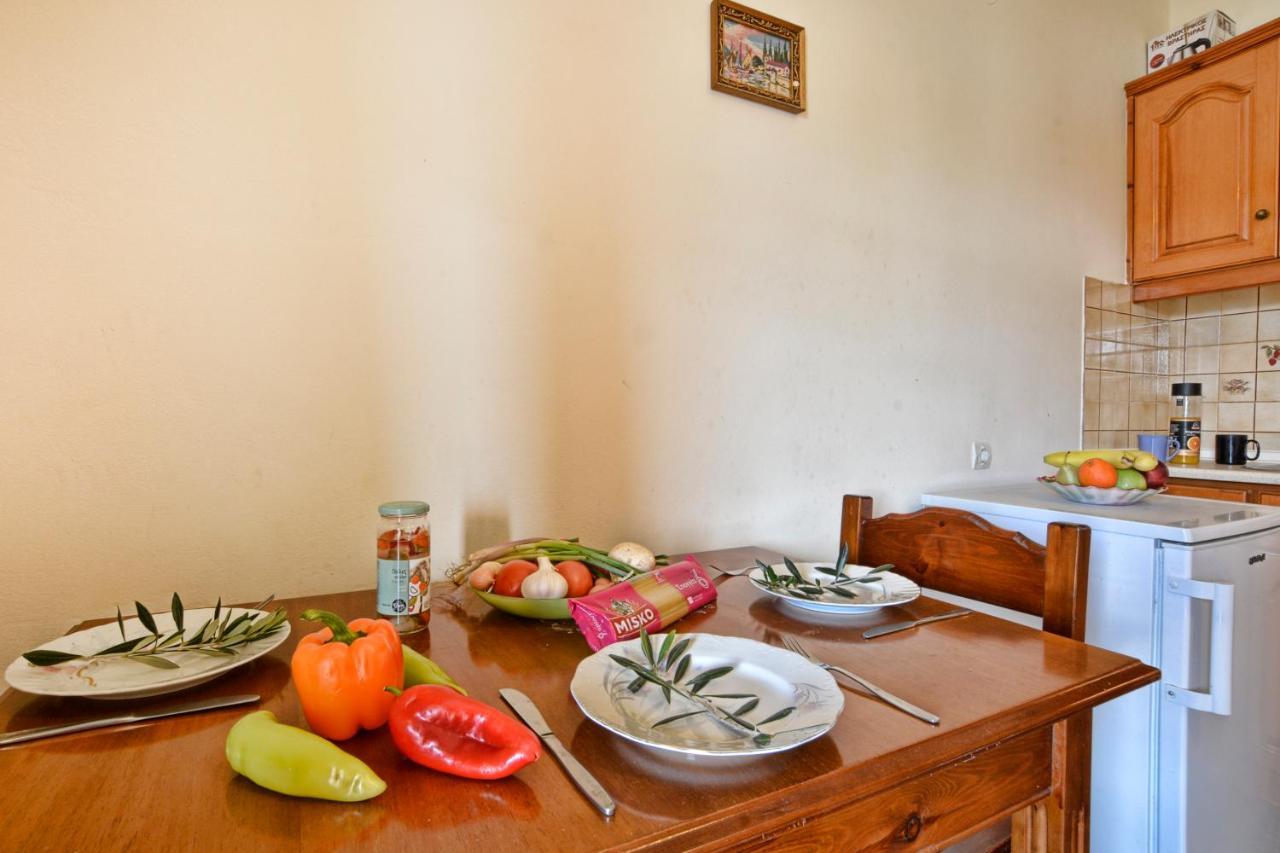 Appartement Adonis Sidárion